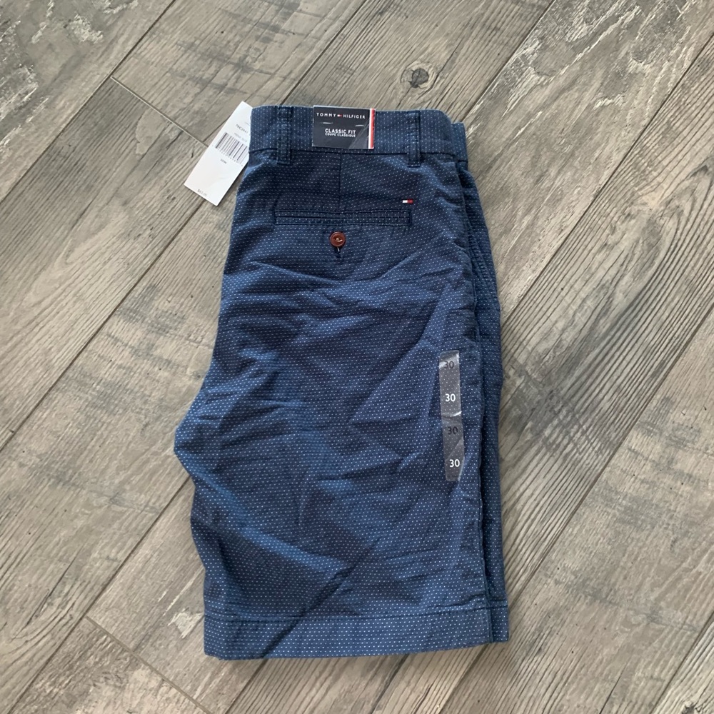 Men’s Tommy Hilfiger Shorts NWT size 30